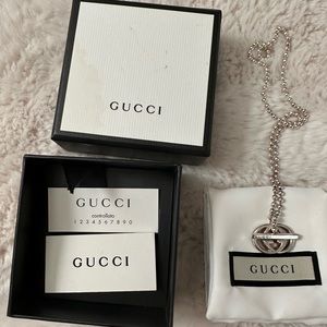 GUCCI NECKLACE 💯 AUTHENTIC